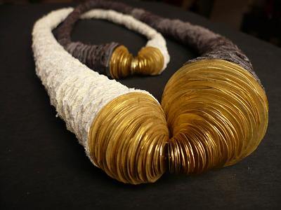 Barbara Brancaleoni – Poveri. Preziosi