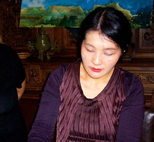 Murasaki Fujisawa – L’ukiyo-e e i ritratti di bellezze – I media di Edo e l’abbigliamento