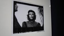 ¡CHE! Revoluciòn y mercado – Ernesto Che Guevara: Rivoluzionario e Icona