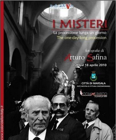 Arturo Safìna – I Misteri. La processione lunga un giorno