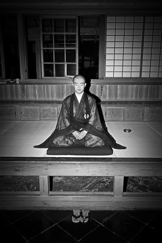 Fabio Massimo Fioravanti – Zuiganji. La vita dei monaci Zenhttps://www.exibart.com/repository/media/eventi/2010/04/fabio-massimo-fioravanti-8211-zuiganji.-la-vita-dei-monaci-zen-1.jpg