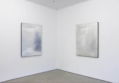 Jacob Kassay – Untitled