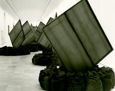 Jannis Kounellis – A Bari