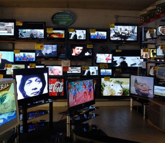 Ciriaco Campus – 100 presse x 100 televisori Ciriaco Campus – 100 presse x 100 televisori