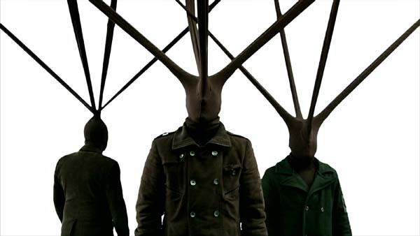 Paolo Grassino – La fine di qualcosa l’inizio di…https://www.exibart.com/repository/media/eventi/2010/05/paolo-grassino-8211-la-fine-di-qualcosa-l’inizio-di….jpg