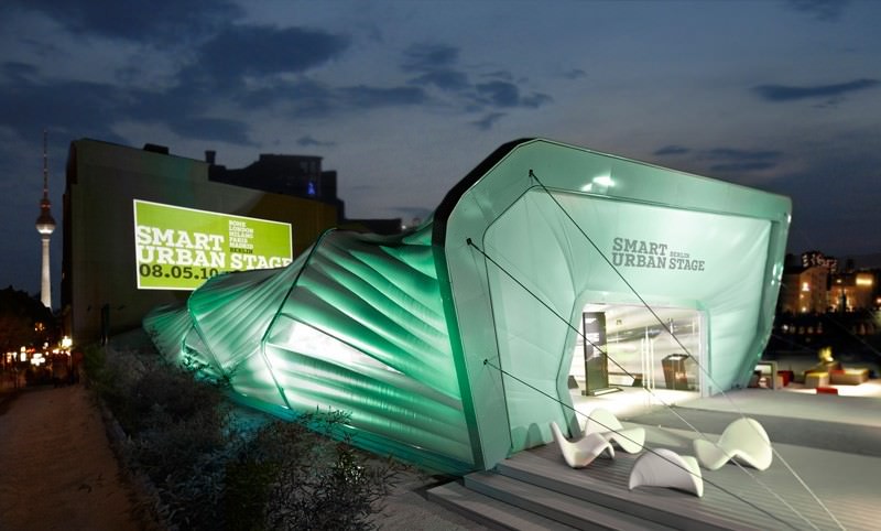 Smart urban stage: il futuro della cittàhttps://www.exibart.com/repository/media/eventi/2010/06/smart-urban-stage-il-futuro-della-città.jpg