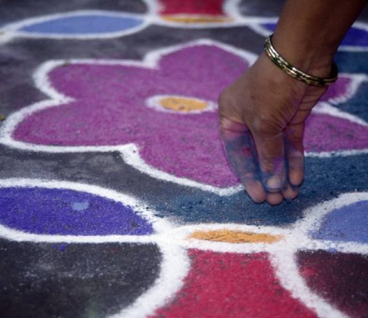 Tamara Triffez – Kolam Mito & Matematica Tamara Triffez – Kolam Mito & Matematica