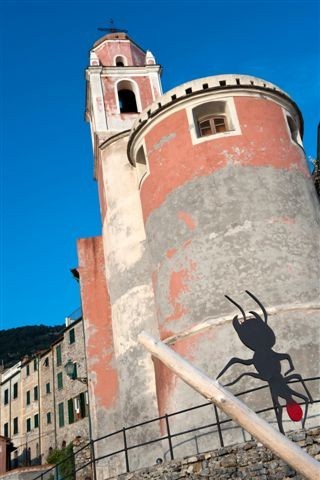 Alberto Lavit – San Giorgio e la formica di Tellarohttps://www.exibart.com/repository/media/eventi/2010/07/alberto-lavit-8211-san-giorgio-e-la-formica-di-tellaro.jpg