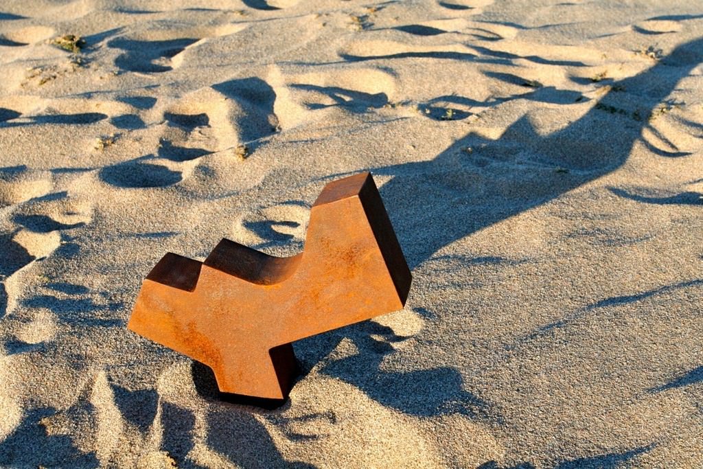 Collettiva di artisti contemporaneihttps://www.exibart.com/repository/media/eventi/2010/07/collettiva-di-artisti-contemporanei.jpg