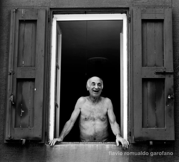 Cantinando Wine&Art 2010 – Flavio Romualdo Garofanohttps://www.exibart.com/repository/media/eventi/2010/08/cantinando-wine038art-2010-8211-flavio-romualdo-garofano.jpg