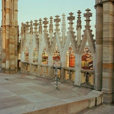 Liu Bolin – Hiding in Italyhttps://www.exibart.com/repository/media/eventi/2010/09/liu-bolin-8211-hiding-in-italy.jpg