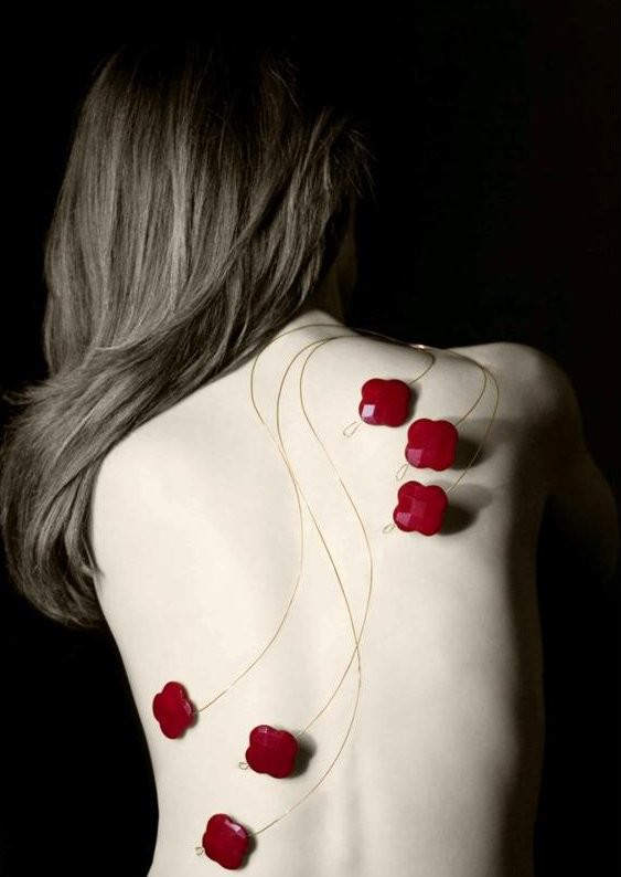 Brigitte Ribbentrop – Passioni Riflessehttps://www.exibart.com/repository/media/eventi/2010/11/brigitte-ribbentrop-8211-passioni-riflesse.jpg