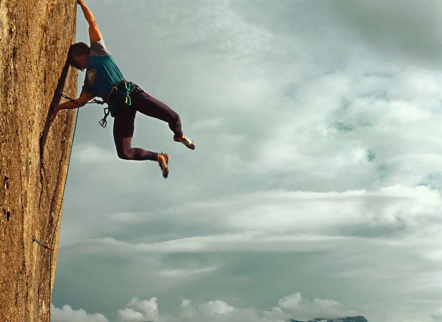 Martino Frova / Fulvio Majani – Renato Da Pozzo atleta visionario dell’estremohttps://www.exibart.com/repository/media/eventi/2010/11/martino-frova-fulvio-majani-8211-renato-da-pozzo-atleta-visionario-dell8217estremo.jpg