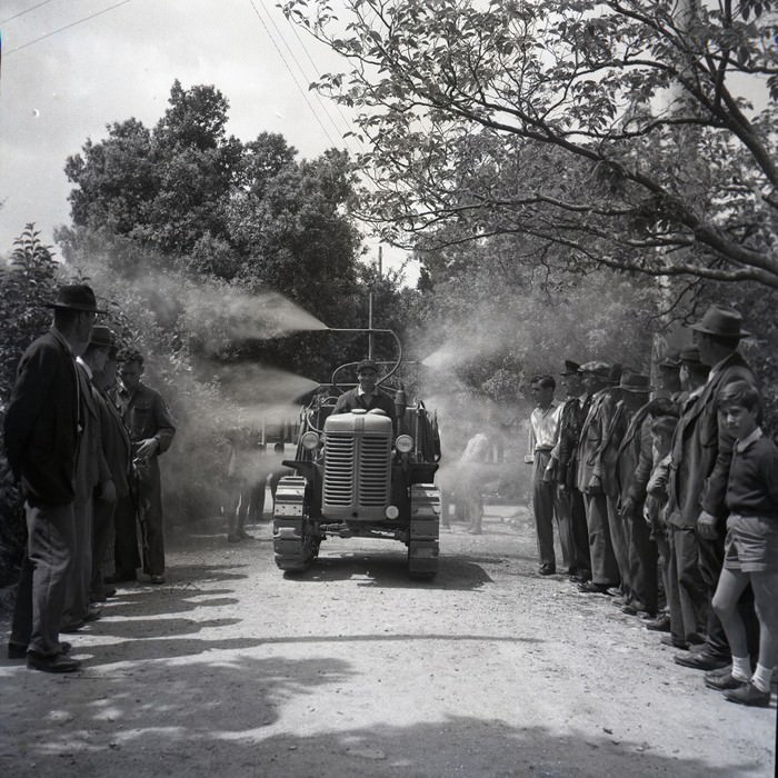 Dai Campi alle Officine-Dopoguerra e Boom Economico / Beni Archeologicihttps://www.exibart.com/repository/media/eventi/2010/12/dai-campi-alle-officine-dopoguerra-e-boom-economico-beni-archeologici.jpg