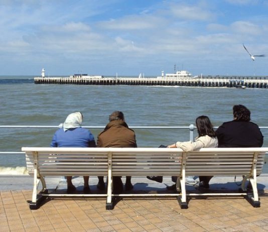 Mario Garbati – Thinking Hopper Mario Garbati – Thinking Hopper