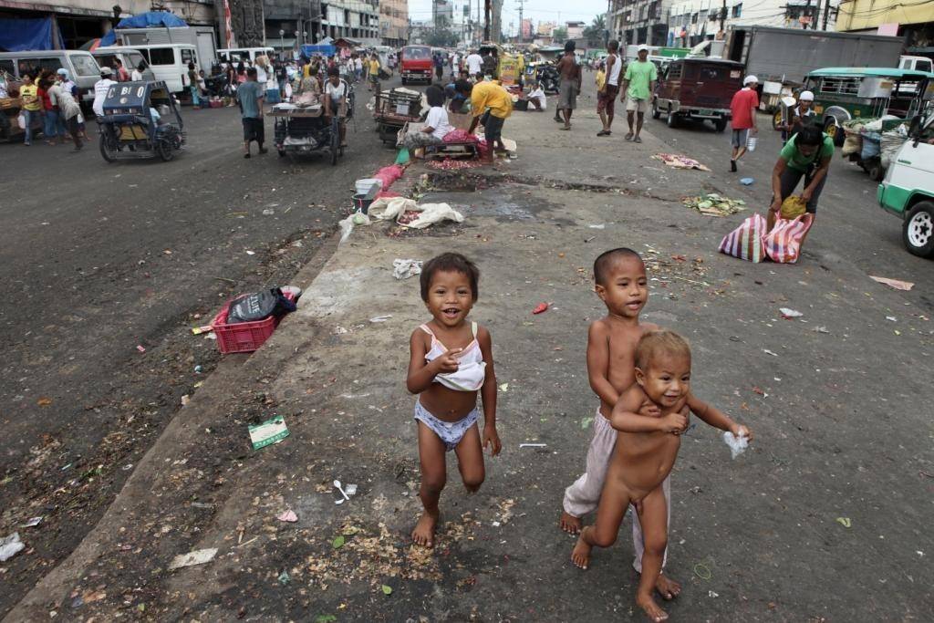 Massimo Zarucco. Filippine: un mondo poco conosciutohttps://www.exibart.com/repository/media/eventi/2010/12/massimo-zarucco.-filippine-un-mondo-poco-conosciuto.jpg