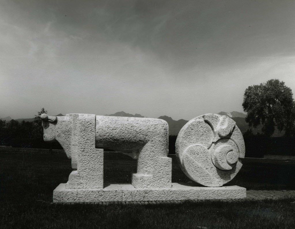 Pietro Cascella – Al Planetario. I segreti del cielohttps://www.exibart.com/repository/media/eventi/2010/12/pietro-cascella-8211-al-planetario.-i-segreti-del-cielo.jpg