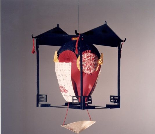 Antonella Staltari – Mongolfiere di carta