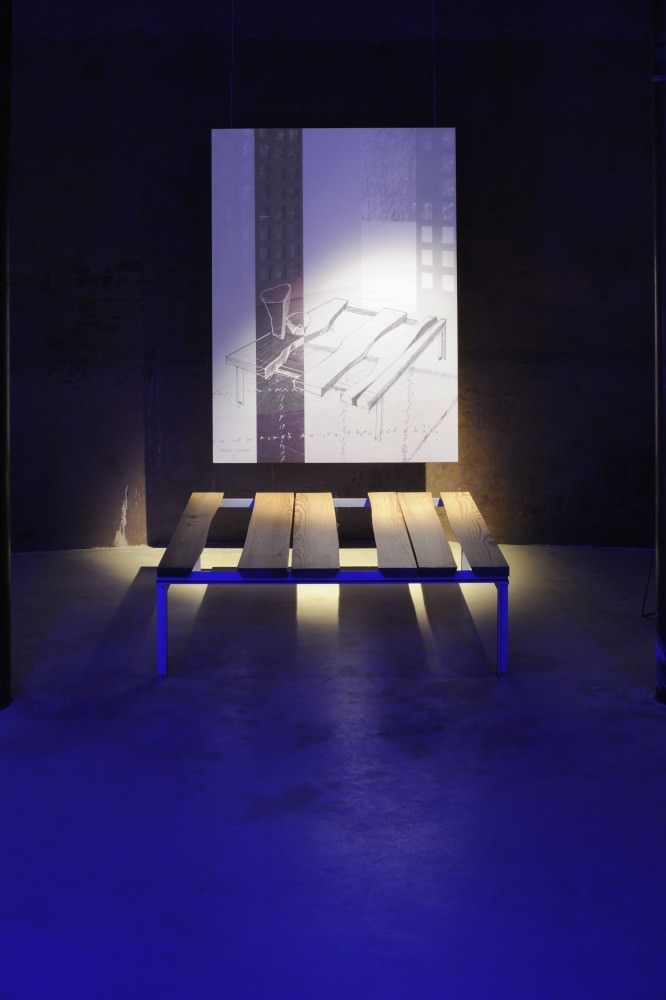 Jacques Toussaint – Glass workshttps://www.exibart.com/repository/media/eventi/2011/01/jacques-toussaint-8211-glass-works.jpg