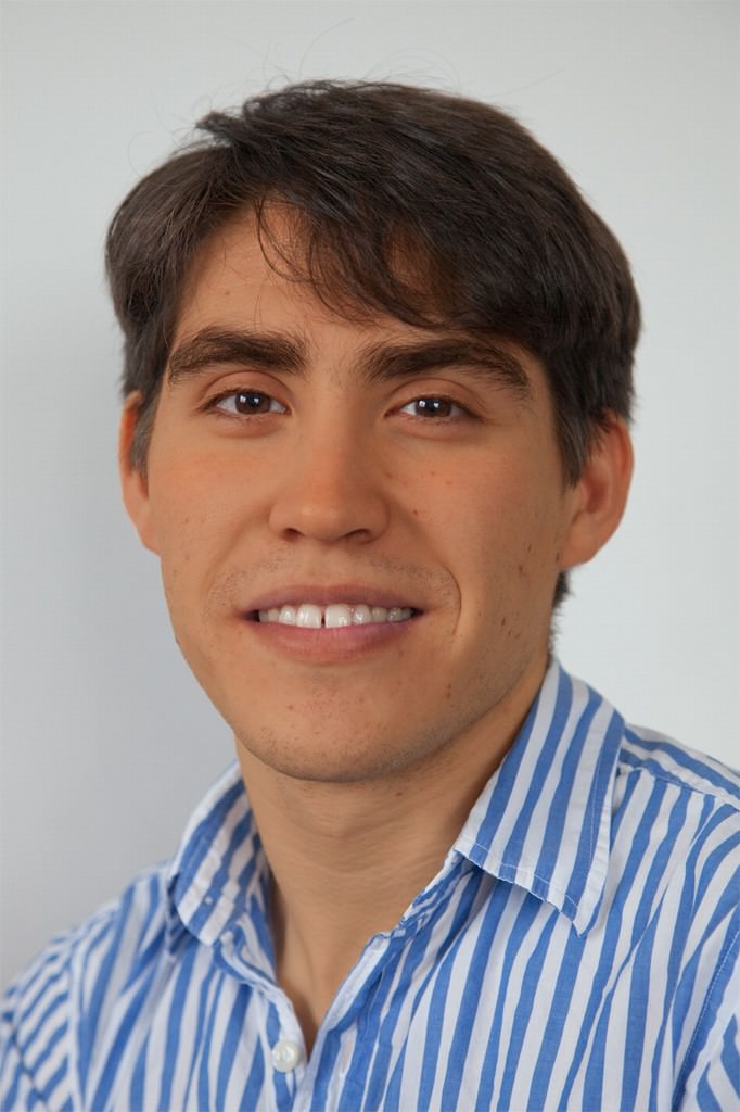 Gregory Fong – Love actuallyhttps://www.exibart.com/repository/media/eventi/2011/02/gregory-fong-8211-love-actually.jpg