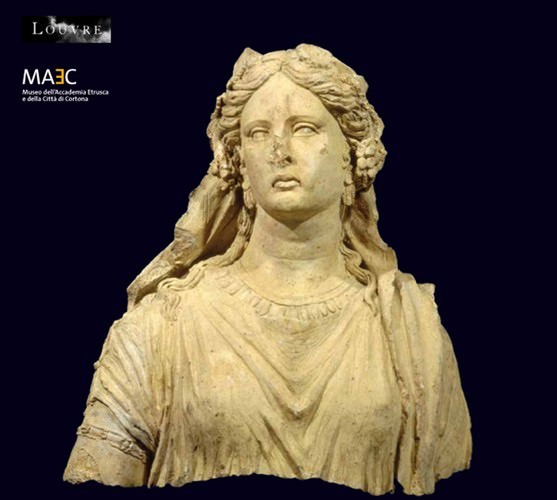 Le collezioni del Louvre a Cortona. Gli Etruschi dall’Arno al Teverehttps://www.exibart.com/repository/media/eventi/2011/02/le-collezioni-del-louvre-a-cortona.-gli-etruschi-dall’arno-al-tevere.jpg