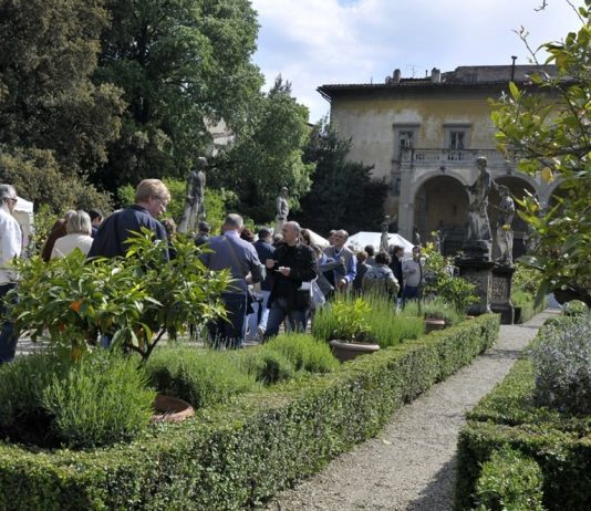 Artigianato e Palazzo 2011 Artigianato e Palazzo 2011