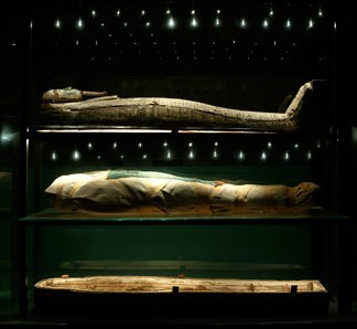 Dalla Terra Nera alla Terra di Ponente Dalla Terra Nera alla Terra di Ponente