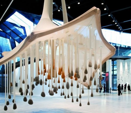 Ernesto Neto – While Nothing Happens