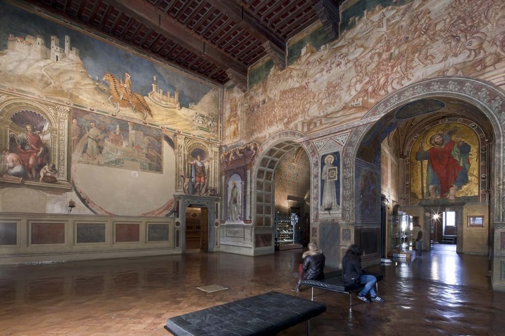 Siena il Palazzo Pubblico il Museo Civico la Torre del Mangia raccontati in una guidahttps://www.exibart.com/repository/media/eventi/2011/03/siena-il-palazzo-pubblico-il-museo-civico-la-torre-del-mangia-raccontati-in-una-guida.jpg