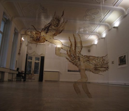 Ernestine Repsch – Light inside Ernestine Repsch – Light inside