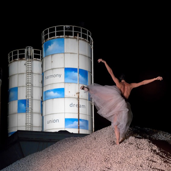 L’arte incontra la danza: Certe Notti…https://www.exibart.com/repository/media/eventi/2011/04/l8217arte-incontra-la-danza-certe-notti8230.jpg