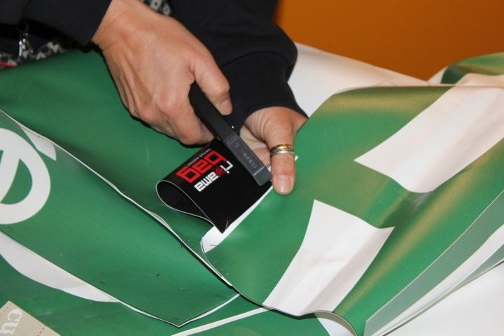 Come nasce una borsa RiAmaBag?https://www.exibart.com/repository/media/eventi/2011/05/come-nasce-una-borsa-riamabag-4.jpg