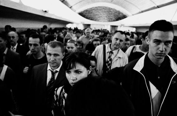 Alex Fakso – Fast or Diehttps://www.exibart.com/repository/media/eventi/2011/06/alex-fakso-8211-fast-or-die.jpg