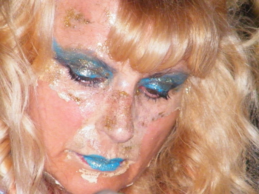 Rosa Didonna – Onde d’urtohttps://www.exibart.com/repository/media/eventi/2011/07/rosa-didonna-8211-onde-d8217urto-1068x801.jpg