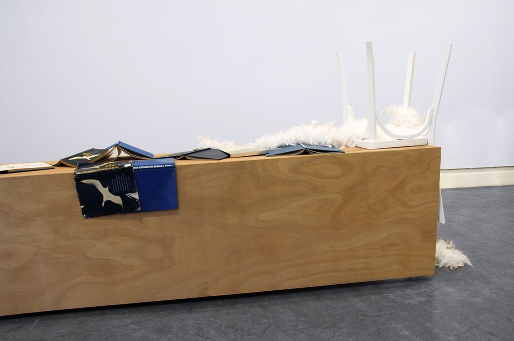 Tom Burr – Clouds in trousershttps://www.exibart.com/repository/media/eventi/2011/08/tom-burr-8211-clouds-in-trousers.jpg