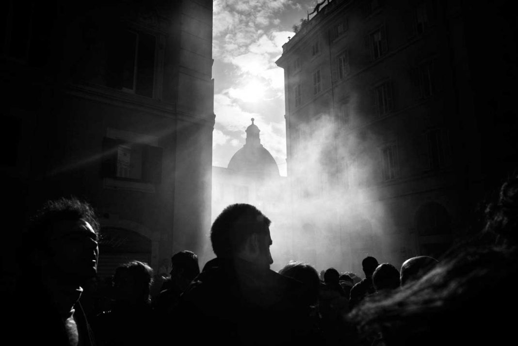 Emiliano Mancuso – Stato d’Italiahttps://www.exibart.com/repository/media/eventi/2011/10/emiliano-mancuso-8211-stato-d8217italia-1068x713.jpg