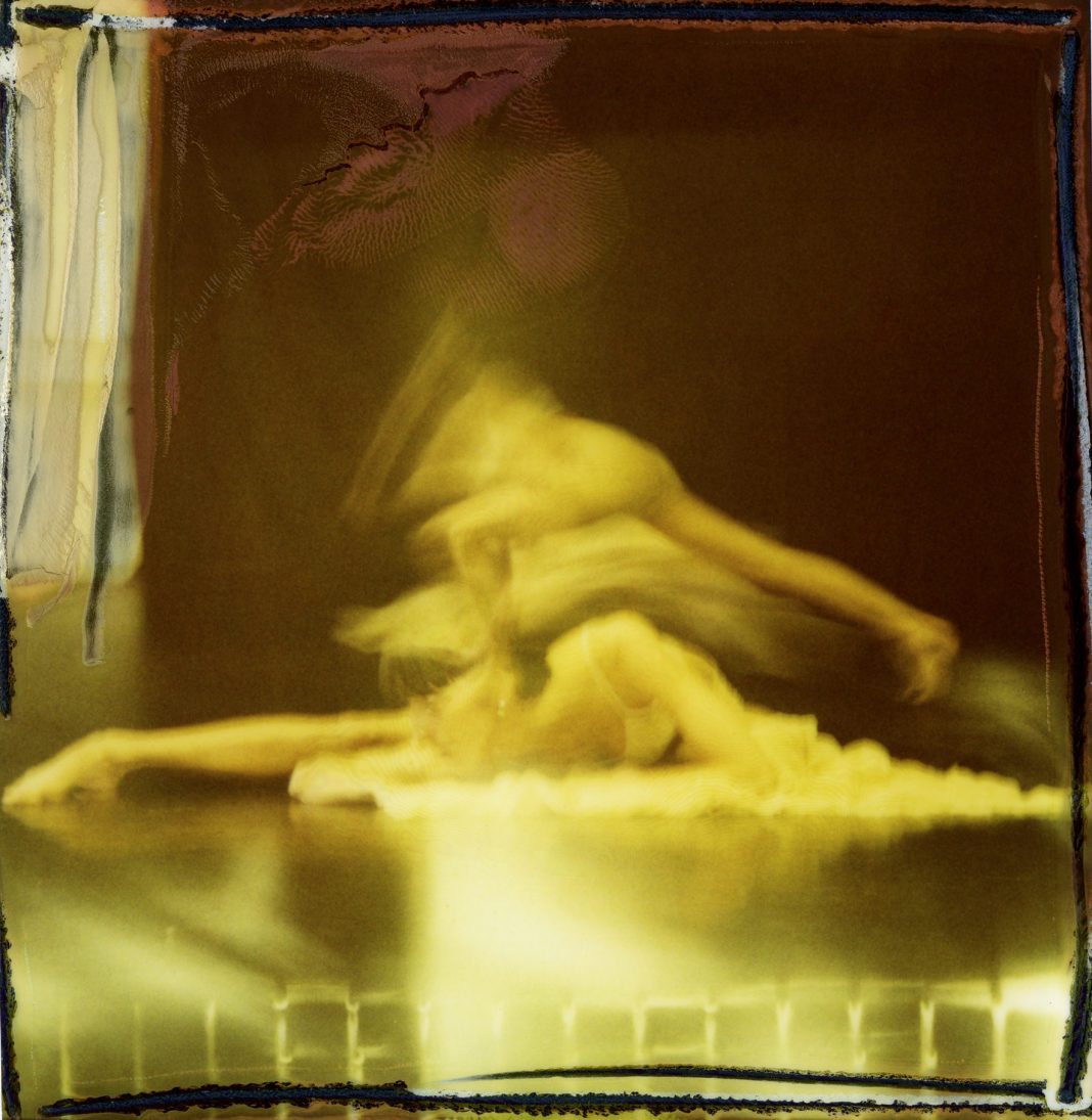 Euro Rotelli – Ballinbaleno: riscatti di danzahttps://www.exibart.com/repository/media/eventi/2011/11/euro-rotelli-8211-ballinbaleno-riscatti-di-danza-1068x1095.jpg