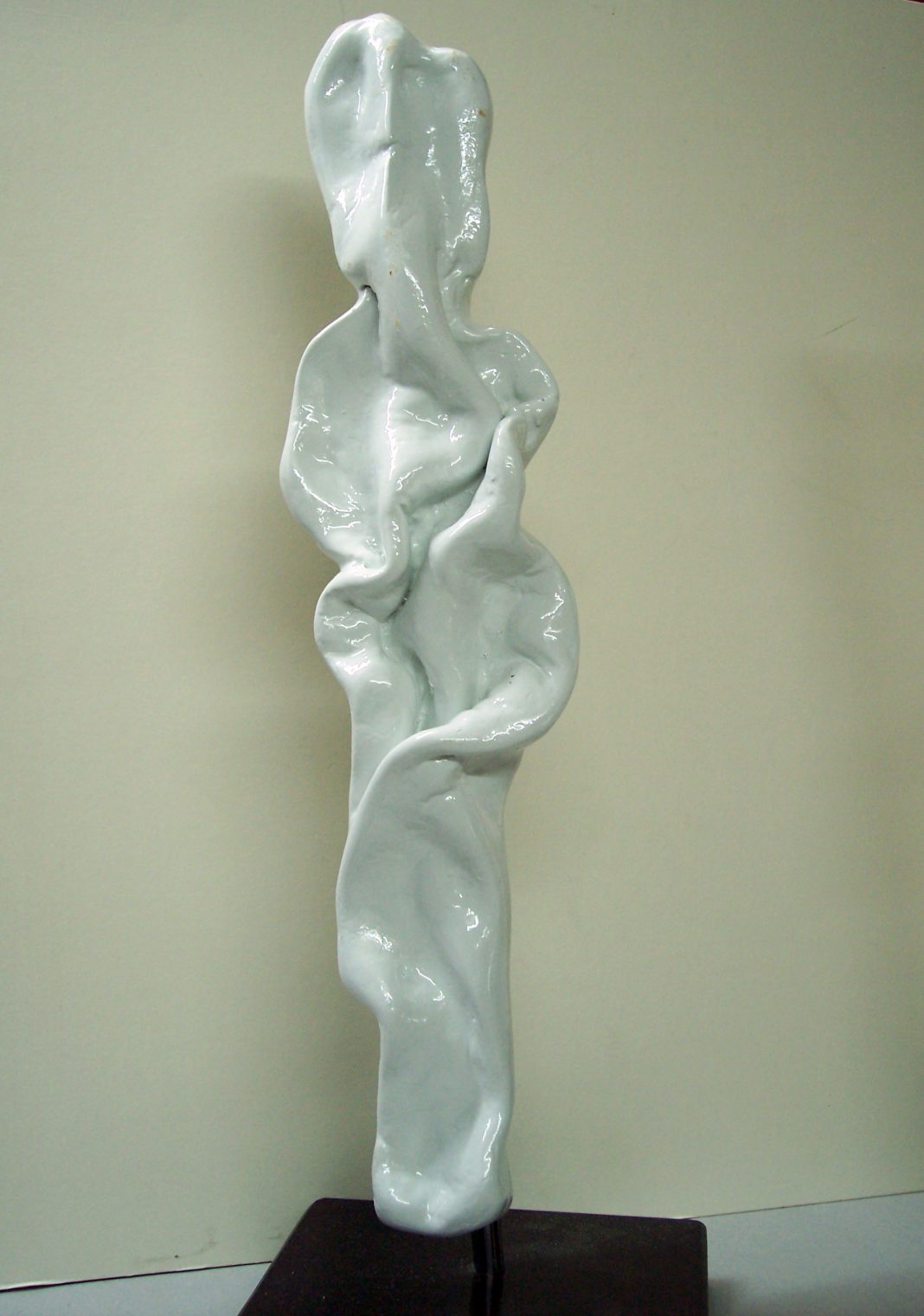 Luigi Grossi – Forma Significantehttps://www.exibart.com/repository/media/eventi/2011/12/luigi-grossi-8211-forma-significante-1068x1521.jpg