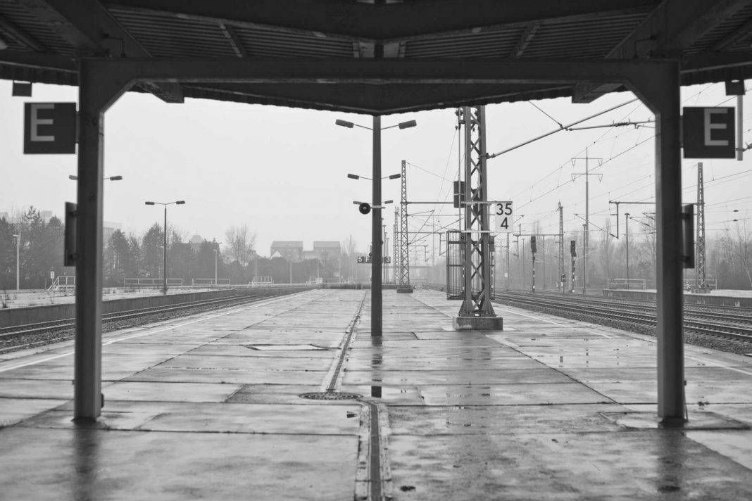 MAD Love Photography: Bruno Lomasto – Seguendo il Confine tra ombra e luce. Berlinohttps://www.exibart.com/repository/media/eventi/2012/02/mad-love-photography-bruno-lomasto-8211-seguendo-il-confine-tra-ombra-e-luce.-berlino-1068x712.jpg