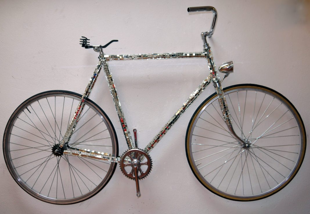 Davide Fontanili – Ri-Ciclohttps://www.exibart.com/repository/media/eventi/2012/03/davide-fontanili-8211-ri-ciclo-1068x738.jpg