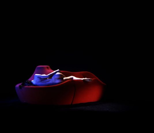 Cherchez la femme Cherchez la femme