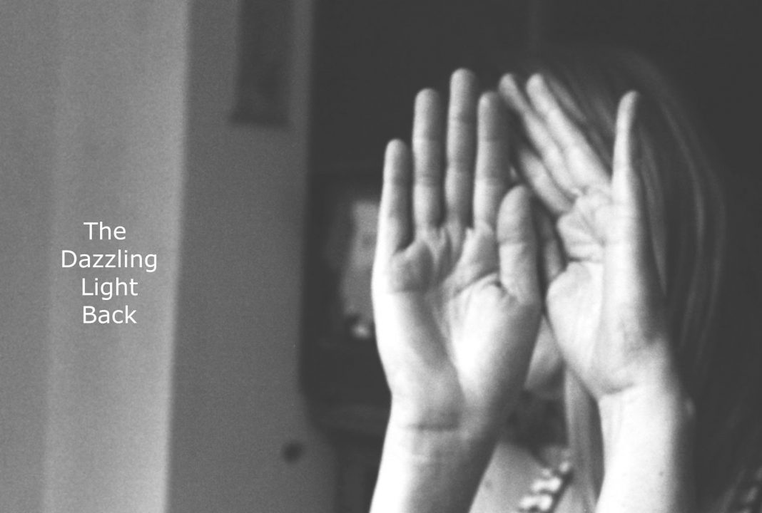 Portable Isolation Unit – The Dazzling Light Backhttps://www.exibart.com/repository/media/eventi/2012/04/portable-isolation-unit-8211-the-dazzling-light-back-1068x720.jpg