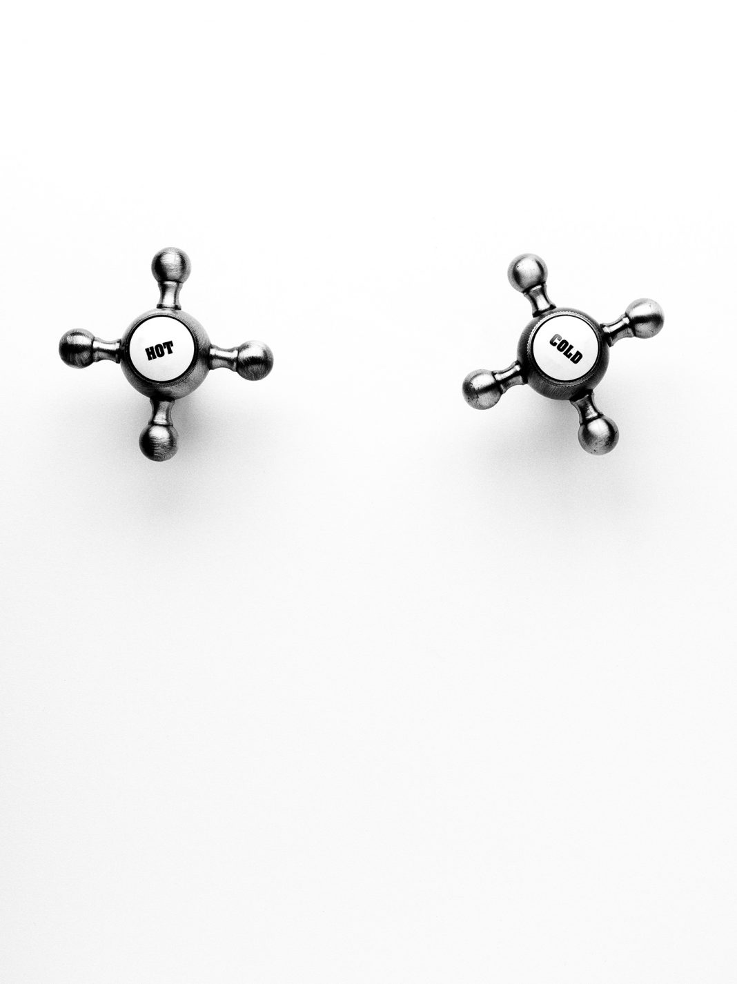 Daniele Duca – Hot  & coldhttps://www.exibart.com/repository/media/eventi/2012/09/daniele-duca-8211-hot-038-cold-1068x1426.jpg