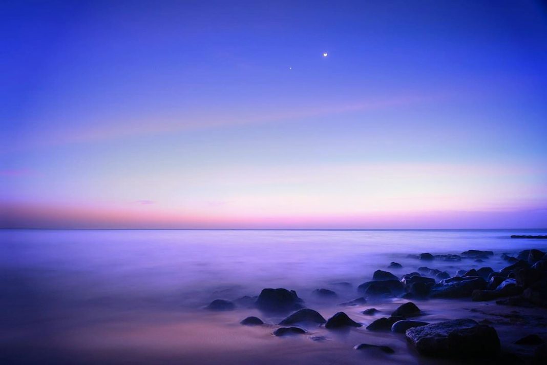 Luca Valentini – Impressioni d’acquahttps://www.exibart.com/repository/media/eventi/2012/09/luca-valentini-8211-impressioni-d8217acqua-1068x712.jpg