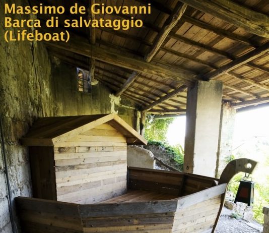 Massimo de Giovanni –  barca di salvataggio (Lifeboat)