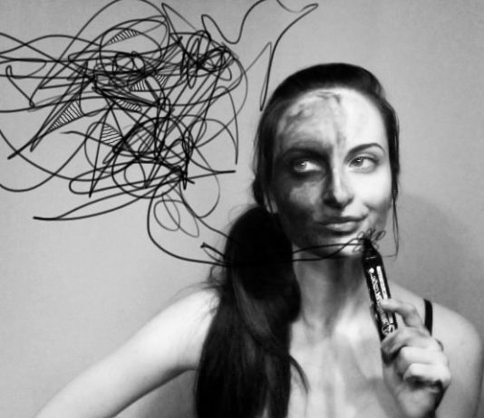 Eki Bi – “sketchTag#” whatz on ma pod