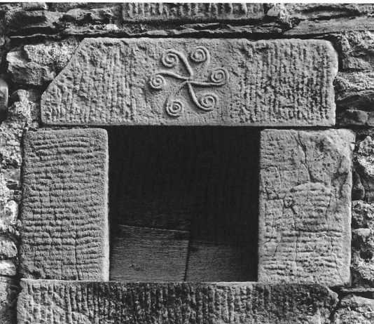 Stanislao Farri – Amuleti di pietra