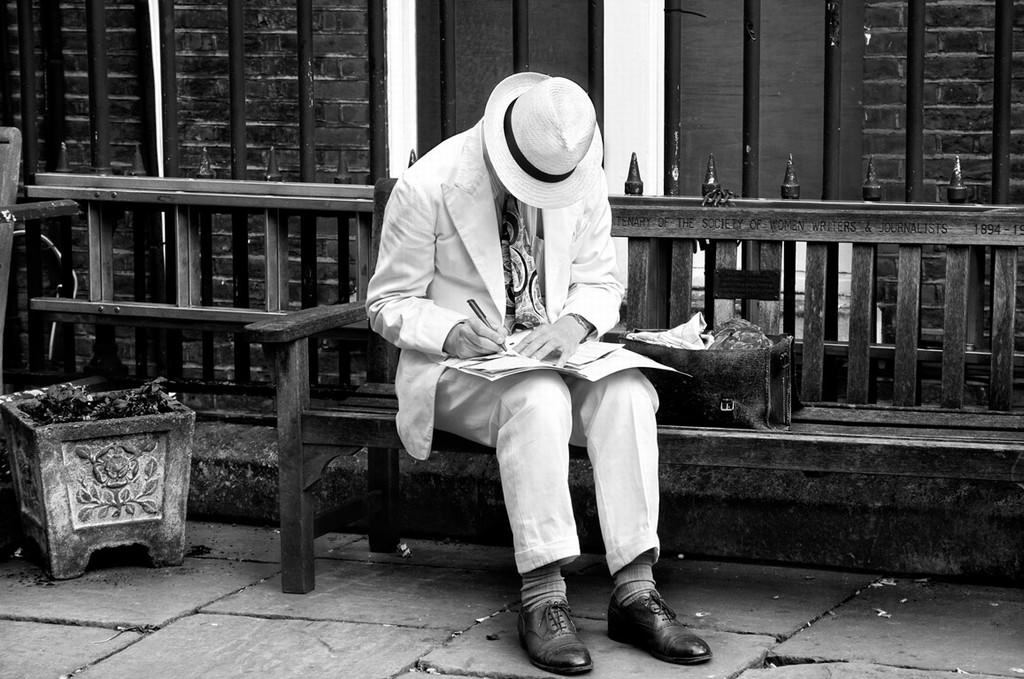 Giovanni Nardini – London Street Photographyhttps://www.exibart.com/repository/media/eventi/2012/11/giovanni-nardini-8211-london-street-photography-1.jpg