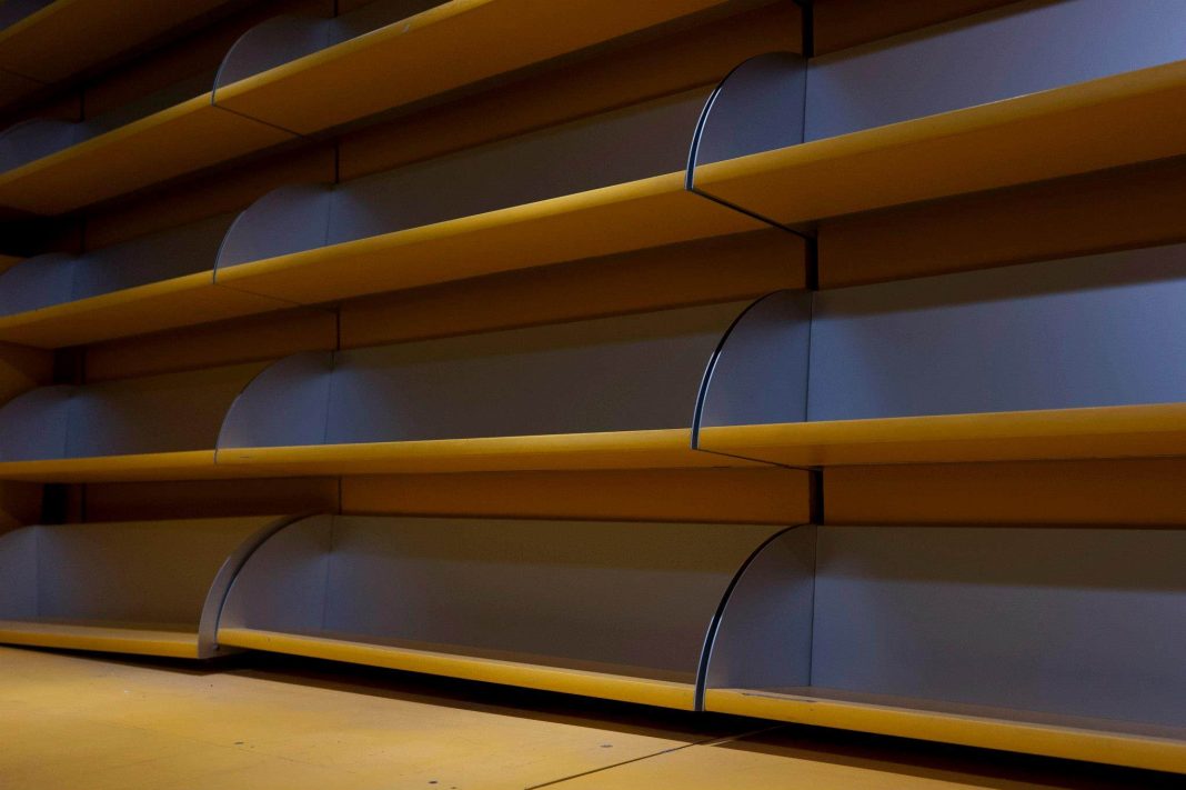 Mona Mohagheghi / Jonida Xherri – RiEdisonhttps://www.exibart.com/repository/media/eventi/2012/11/mona-mohagheghi-jonida-xherri-8211-riedison-4-1068x711.jpg