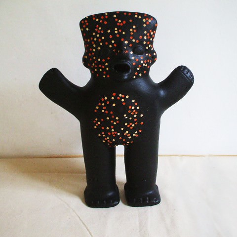 Perù ieri e oggi: Oggetti preincaici e opere di Jorge Eielsonhttps://www.exibart.com/repository/media/eventi/2012/11/perù-ieri-e-oggi-oggetti-preincaici-e-opere-di-jorge-eielson.jpg